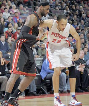 盟的强队中 盟的强队中