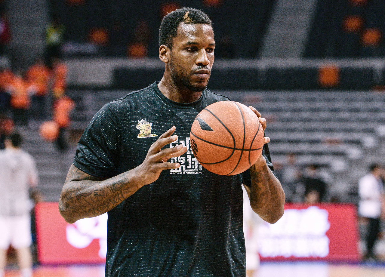 的首个对抗 的首个对抗